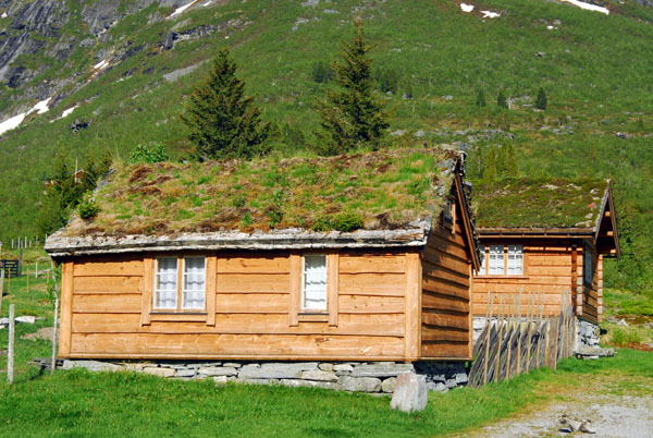 Vacation huts, Norddal