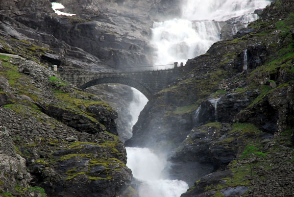 Wet bridge, Trollstigveien