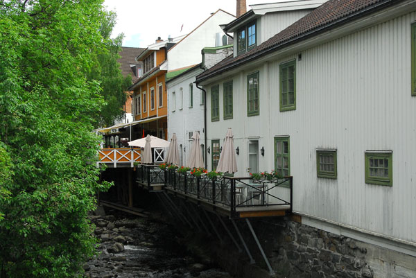 Mesna River passing through Lillehammer