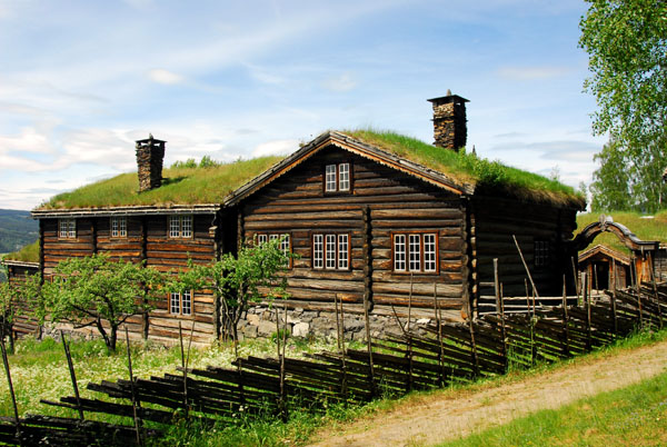 Bjørnstad-Hof, Maihaugen