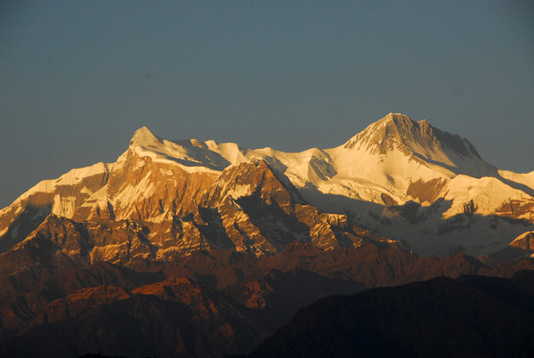Evening approaching Annapurna II & IV