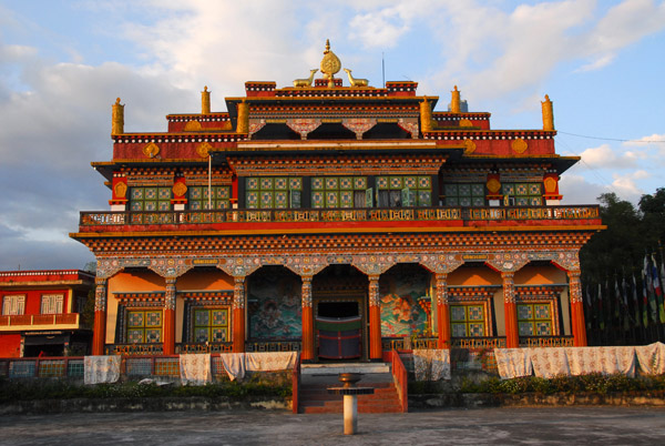 Karma Dubgyu Chokhorling Monastery, Pokhara