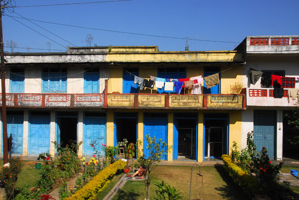 Roadside village between Pokhara and Damauli
