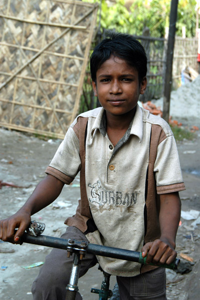 Boy on a bike, Fatulla