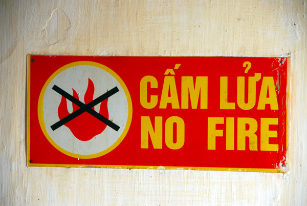 Cam Lua - No Fire (the temple is made of wood)