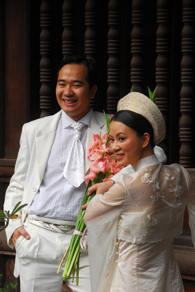 Wedding photo, Temple of Literature, Hanoi