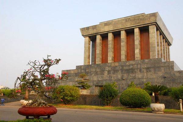 Ho Chi Minh Mausoleum, Hanoi