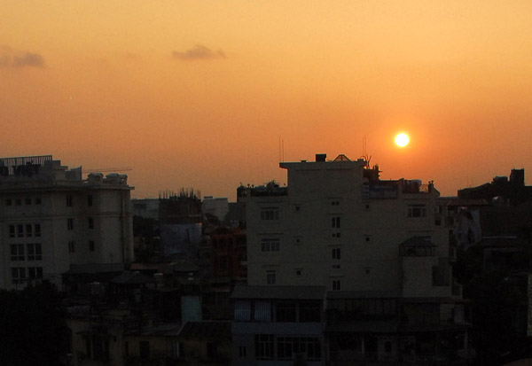 Sunset in the smog, City View Cafe, Hanoi