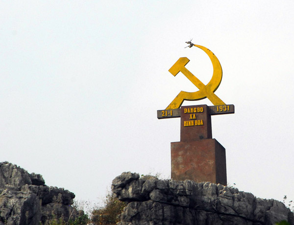 Communist hammer and sickle on the road to Hoa Lu with the date 21 January 1931 Dang Bo Xa Ninh Hoa