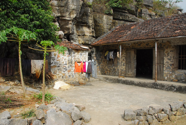 Traditional stone house, Hoa Lu