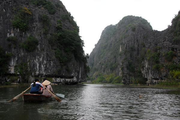Tam Coc river excursion