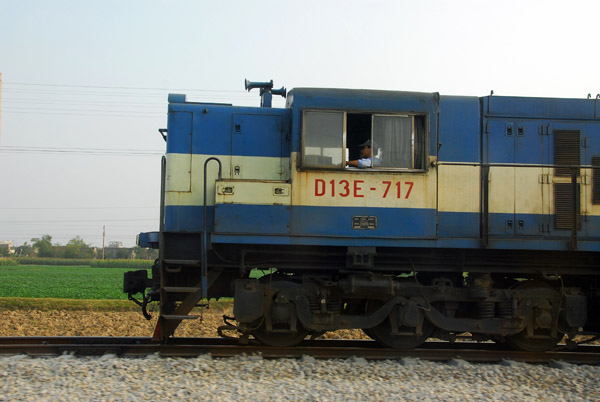 Vietnam Railways locomotive D13E-717
