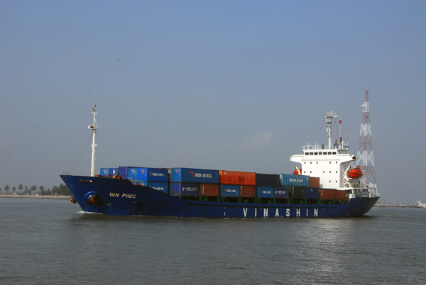 Large Vinashin container ship M/V Van Phuc heading for the Port of Haiphong
