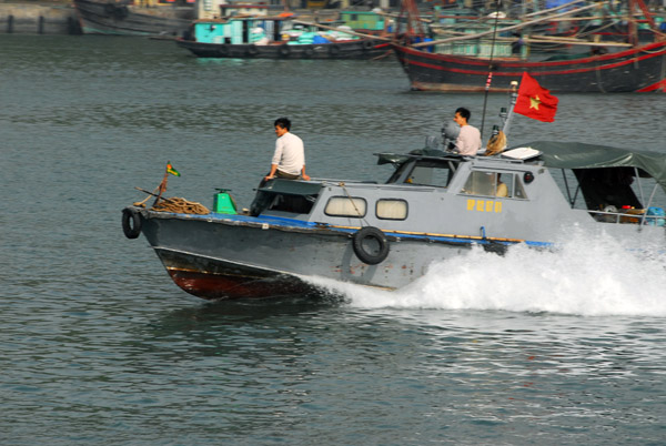 Speed boat, Cat Ba Harbor