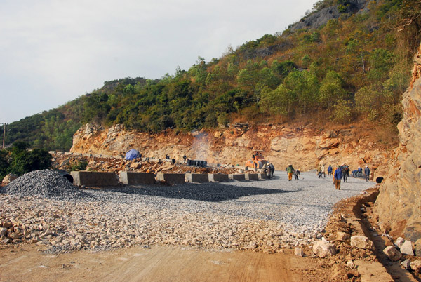 Road construction, Cat Ba Island