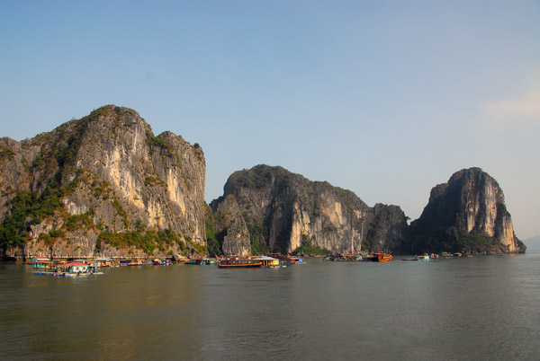 Floating village, Halong Bay