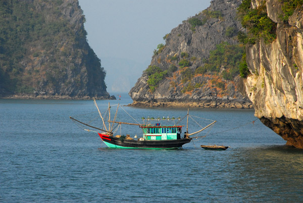 Fishing boat, Halong Bay