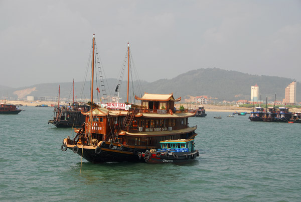 Minh Hai, Bai Chay port, Halong City