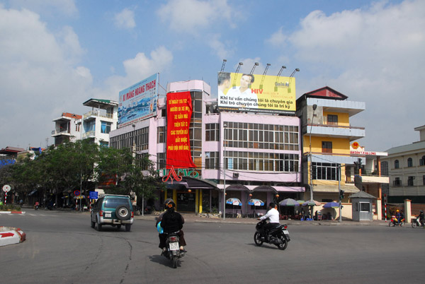 Roundabout, Hon Gai