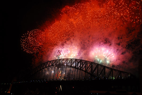 Sydney Harbour Bridge fireworks, New Years Eve 2008