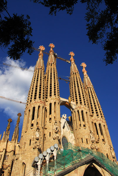 Western towers, Sagrada Famlia