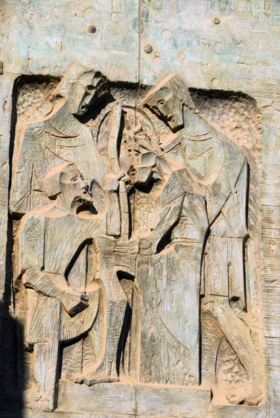 Bronze door The Crowning with Thorns, Sagrada Famlia