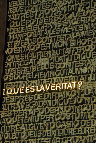 I què és la veritat? - And what is the truth?