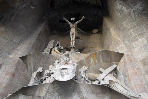 Passion Faade, Crucifixion, Sagrada Famlia