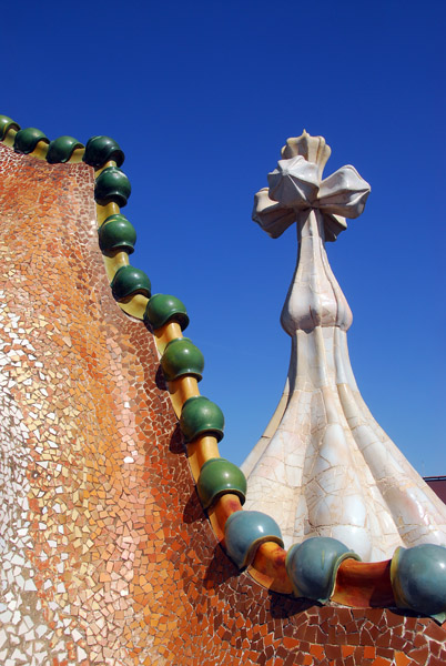 Roof of Casa Batll