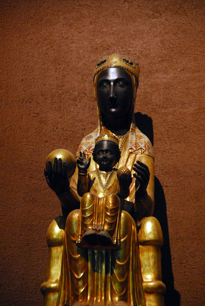 Black Madonna and Child, Iglesia de Bethm, Barcelona