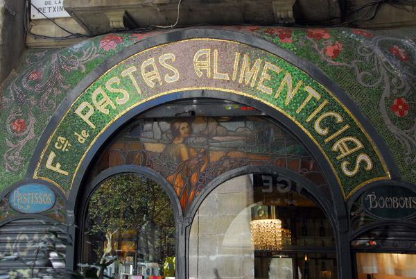 Pasteleria Escrib  on the Carrer de la Petxina side with mosaic Fca de Pastas Alimenticias