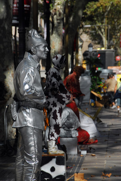 Street performers, Las Ramblas, Barcelona