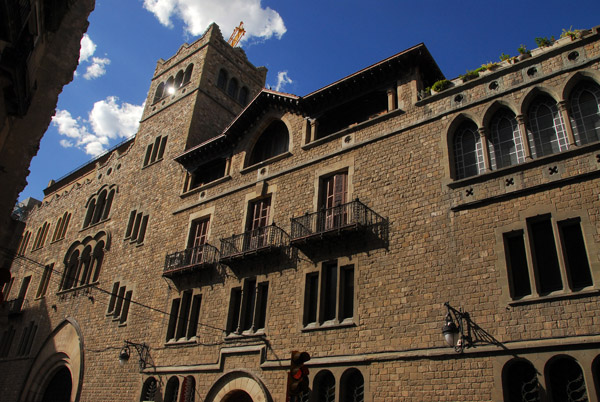 Casa dels Jesuites, Plaa dels Peixos, Barcelona
