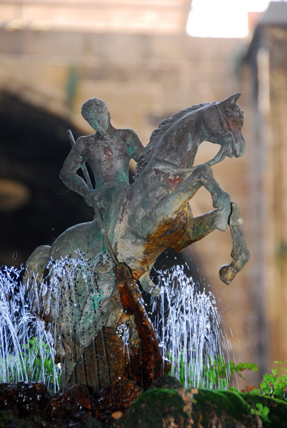 Fountain of St. George and the Dragon, Barcelona Cathedral Cloisters