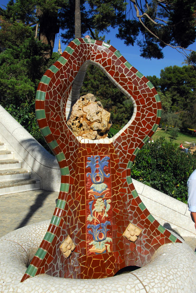 Tiled ornamentation on the Dragon Staircase, Gell Park