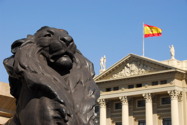 Lion of the Monument a Colom with the Gobierno Militar, Plaa de la Pau, Barcelona