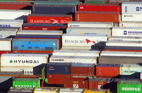 Hamburg Sd containers with others at the Port of Barcelona
