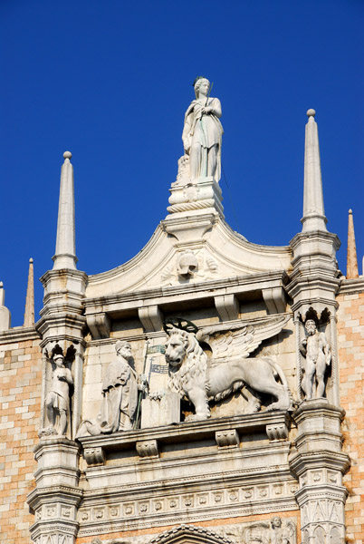 Sculpture group on the tympanum of the western faade of the Doge's Palace