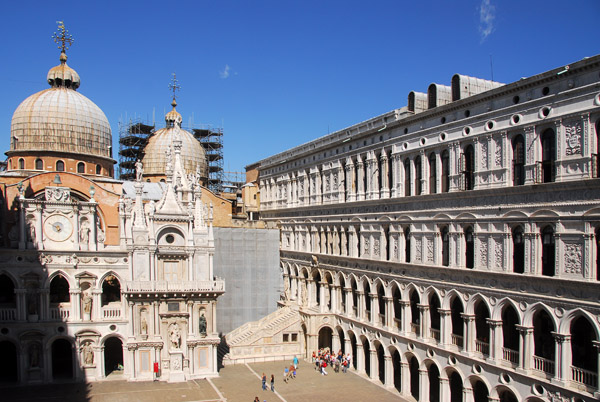 The Courtyard of the Doge's Palace from the upper floor of the South Wing