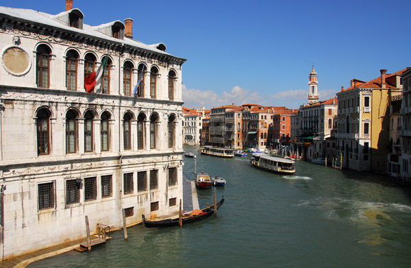 Palazzo Dei Camerlenghi (Renaissance, 16th C.) and the Grand Canal seen from the Rialto Bridge