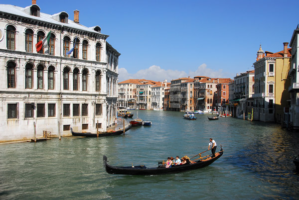 Gondola on the Grand Canal in front of the 16th C. Palazzo Dei Camerlenghi