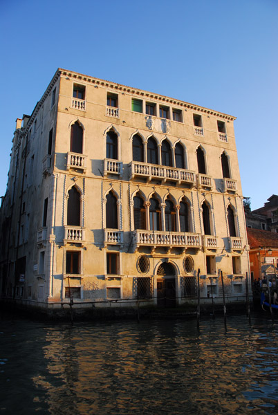 15th C. Palazzo Garzoni, Grand Canal next to Rio di Ca'Garzoni