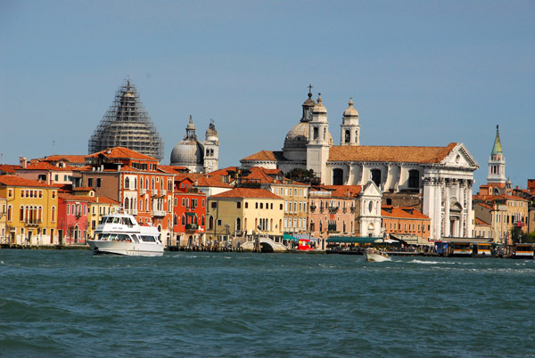 Canale della Giudecca is the largest of Venice's waterways capable of handing large Ocean-going ships