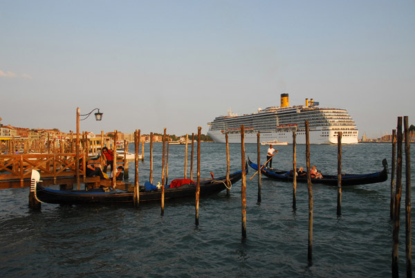 MS Costa Mediterranea dwarfing Venice