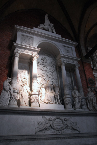Monument dedicated in 1852 to the great Venetian painter Titian (1490-1576)