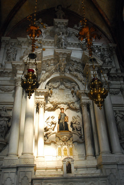 Altar of San Antonio, 1663, by Baldassare Longhena and Giuseppe Sardi