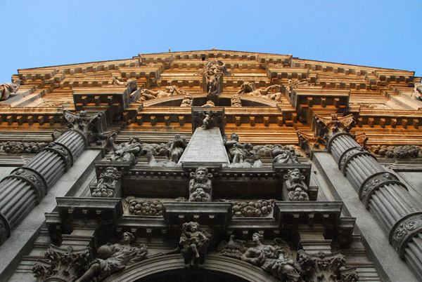 Baroque faade of the Chiesa di San Moise, Venice