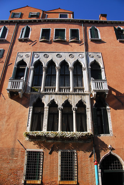 Palazzo along Fondamentina de l'Osmarin, Venice