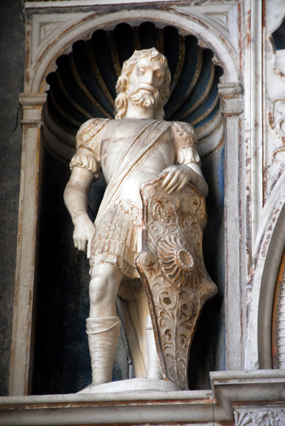 Upper left figure on the Doge Pietro Mocenigo Monument, San Zanipolo