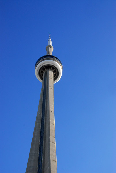 CN Tower, Toronto (553m/1,815ft)